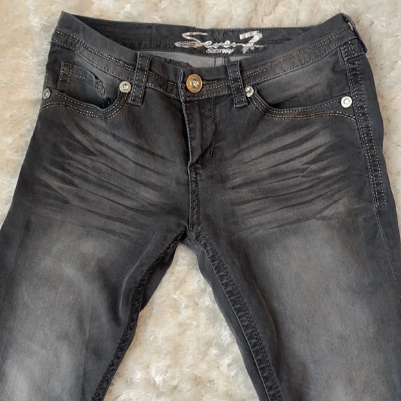 Seven7 Rocker Bootcut Rhinestone Jeans - Picture 8 of 10